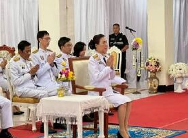 ร่วมงานพิธีทำบุญตักบาตรถวายพระราชกุศล ... พารามิเตอร์รูปภาพ 1