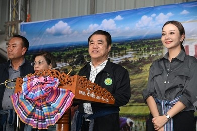 รัฐมนตรีว่าการกระทรวงเกษตรและสหกรณ์ลงพื้นที่จังหวัดสกลนคร ... พารามิเตอร์รูปภาพ 1