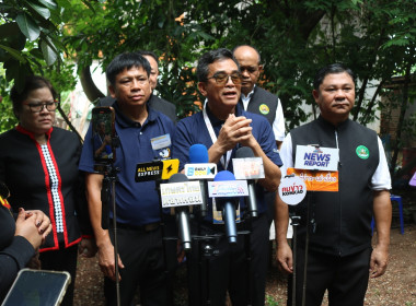 รอง อสส. นำคณะสื่อมวลชนและเจ้าหน้าที่ ... พารามิเตอร์รูปภาพ 17