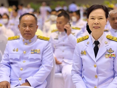 สหกรณ์จังหวัดสกลนคร ร่วมพิธีวางพานพุ่มดอกไม้ถวายราชสักการะ ... พารามิเตอร์รูปภาพ 1