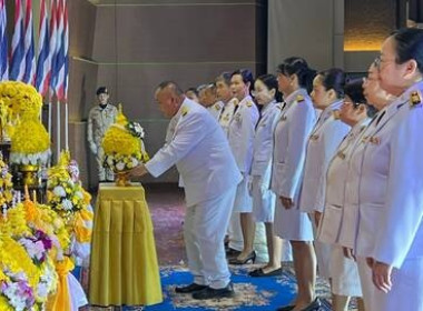 ร่วมพิธีเจริญพระพุทธมนต์และทำบุญตักบาตรถวายพระราชกุศล ... พารามิเตอร์รูปภาพ 4