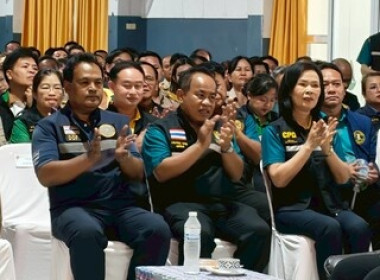 รมช.เกษตรฯ ลงพื้นที่ จ.สกลนคร พารามิเตอร์รูปภาพ 6