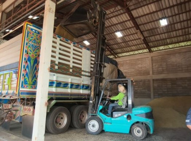 ลงพื้นที่ตรวจเยี่ยมจุดรับซื้อข้าวเปลือกและแนะนำการเข้าร่วมโครงการตามมาตรการรักษาเสถียรภาพราคาข้าวเปลือก ปีการผลิต 2568/69 ... พารามิเตอร์รูปภาพ 6